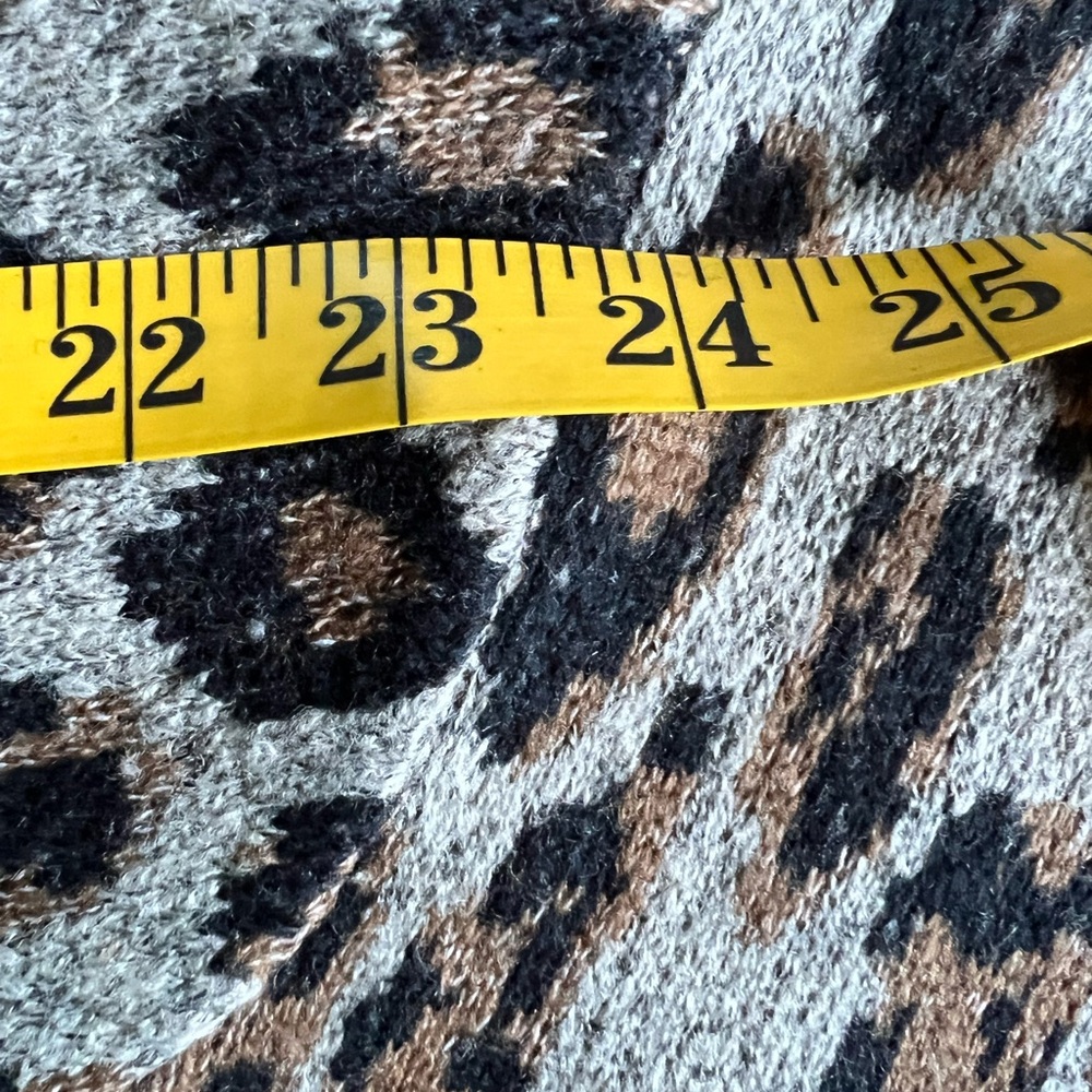 ❤️ BEAUTIFUL LEOPARD CARDIGAN Sz M - Picture 8 of 9